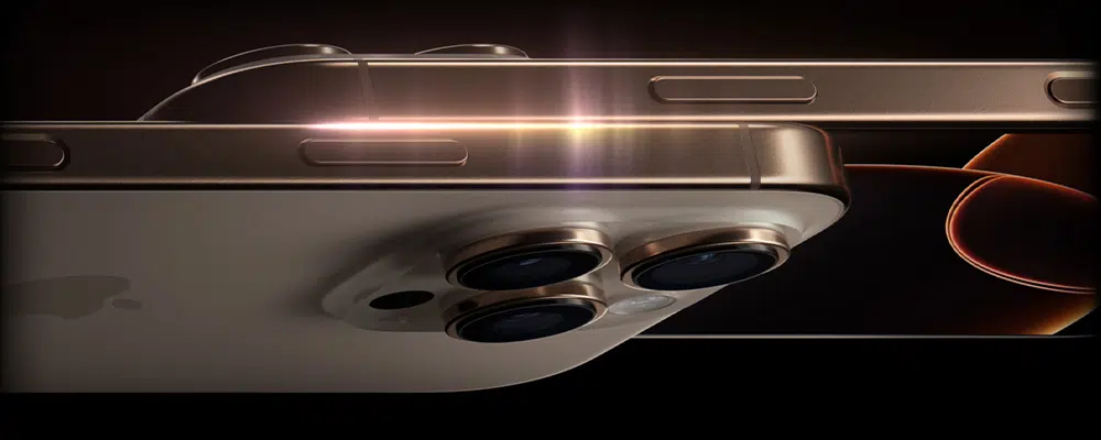 Two iPhone 16 Pros side by side